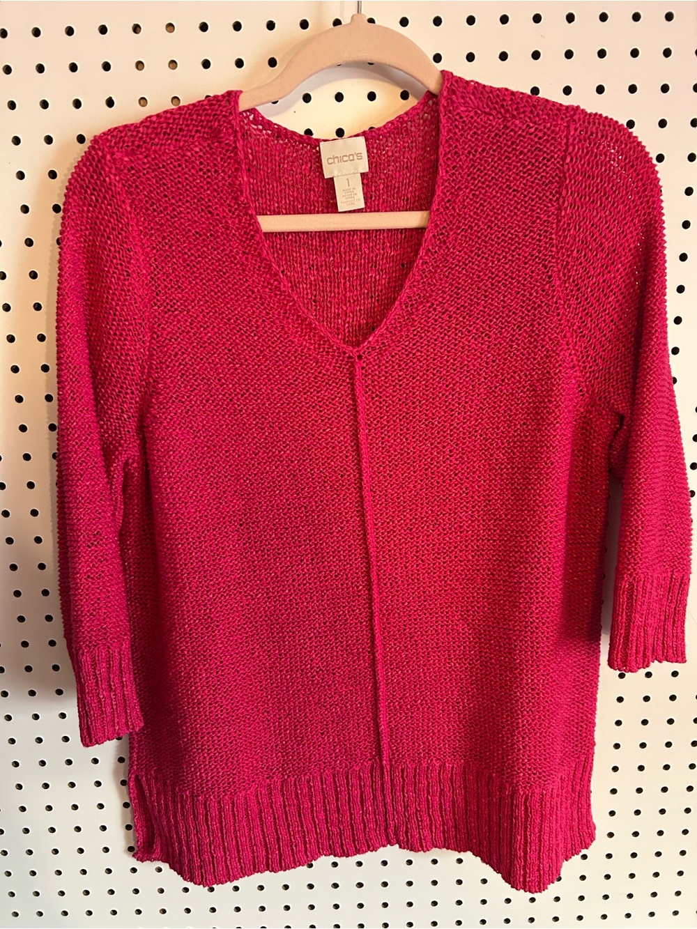 Chico's Bright Fuchsia V-Neck Knit Sweater sz1 (med 8/10)